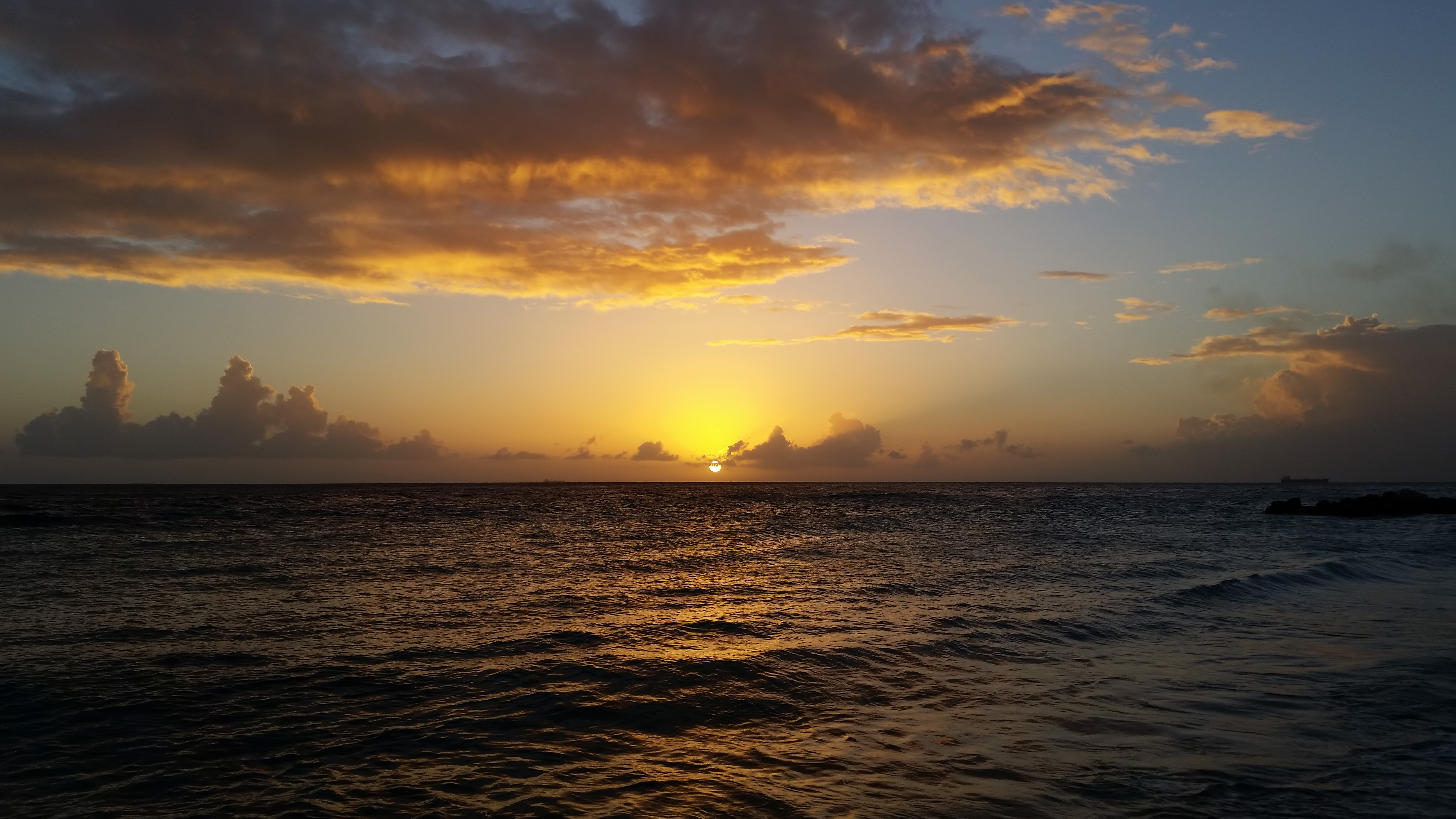2018-01-28 - 18-31-32 - Sunset @ Mamboo Beach